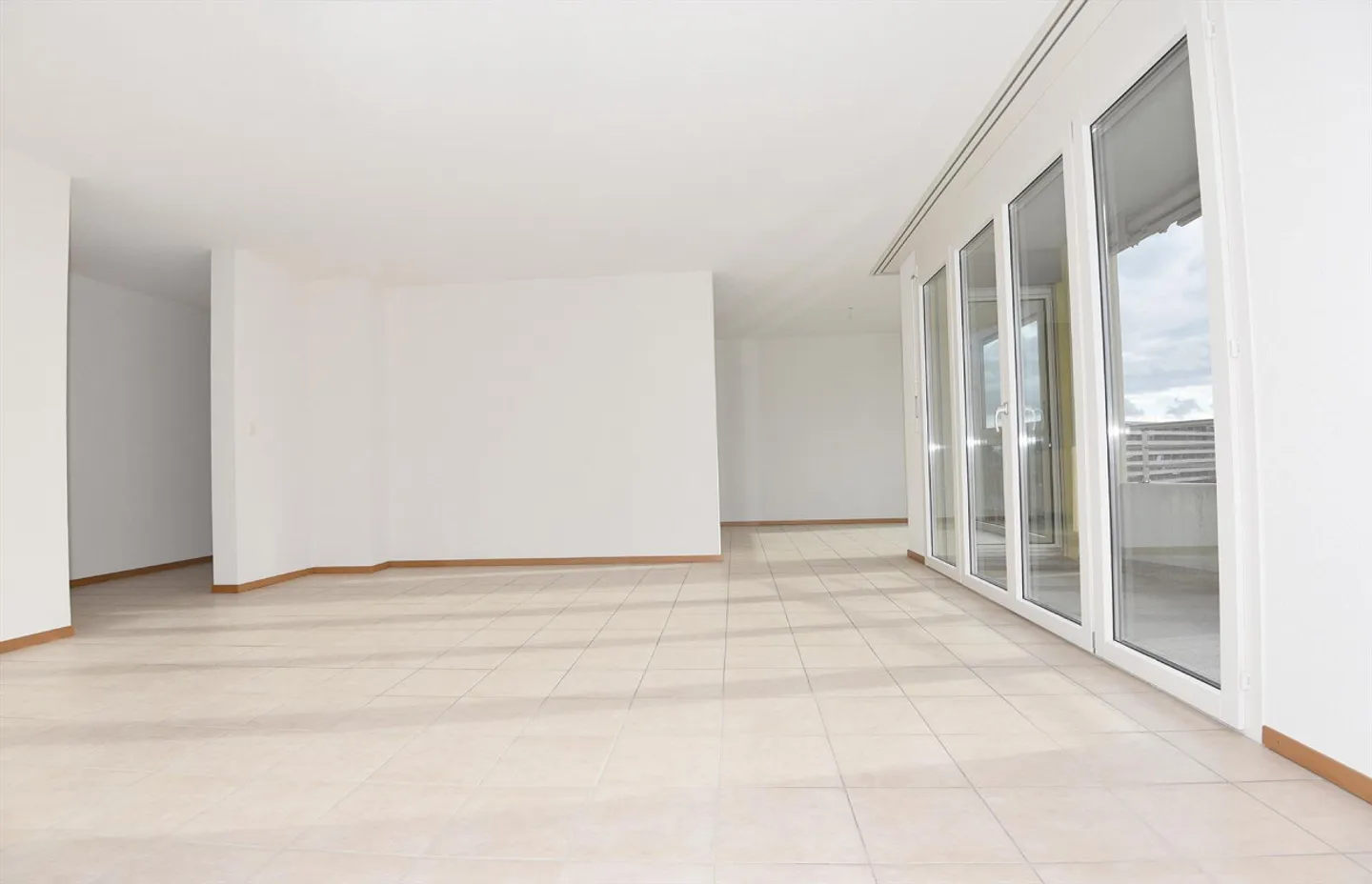 Schöne Wohnung ideal gelegen - Foto 2 von 10