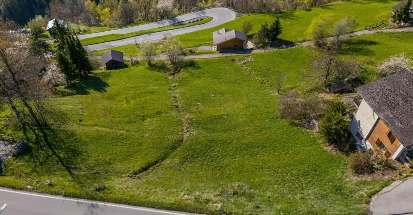 Superb building plot at the entrance of Grimentz, strategic location - Photo 4 of 7