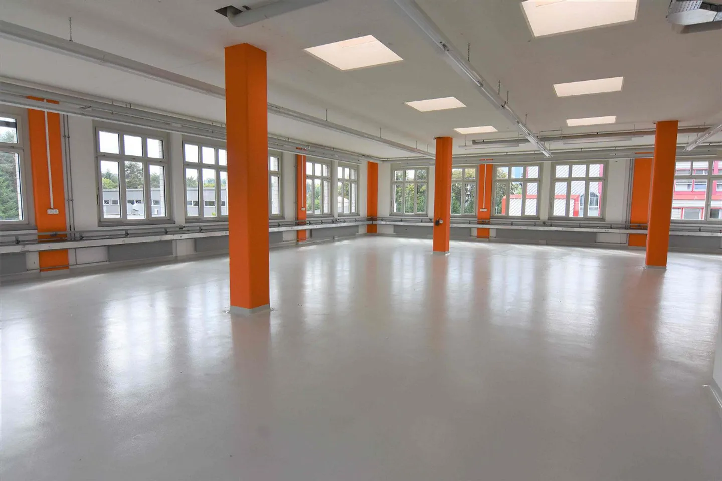 Gewerbefläche mit Warenlift - Foto 5 von 8