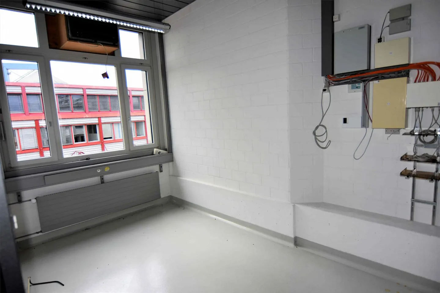 Gewerbefläche mit Warenlift - Foto 7 von 8