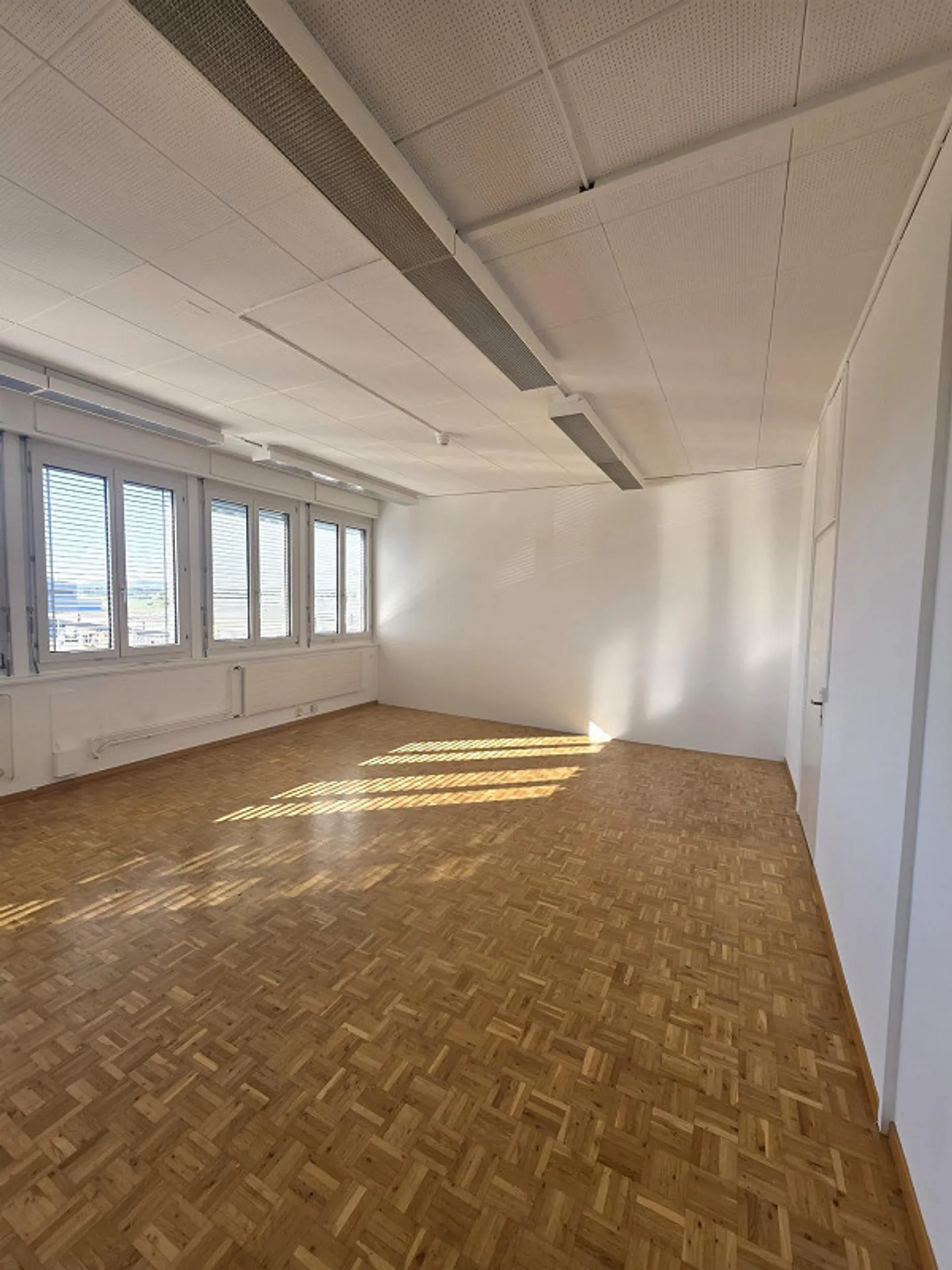 Your new location in an ideal location - Photo 2 of 4