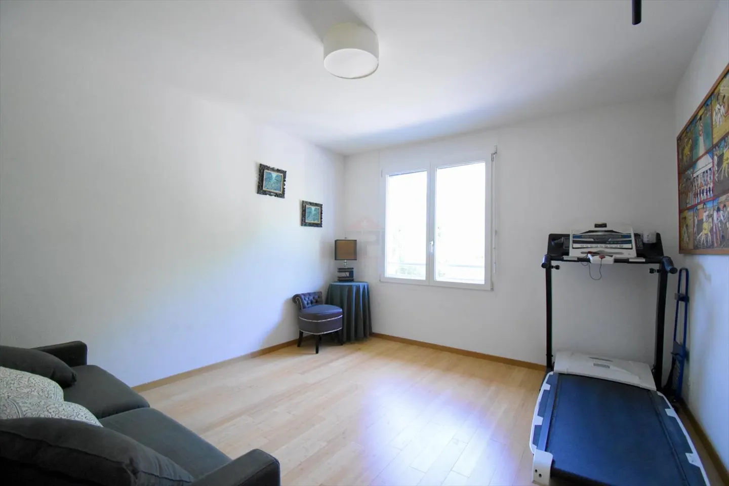 Wohnung mit 4.5 Zimmern und Balkon in Crassier - Foto 8 von 10