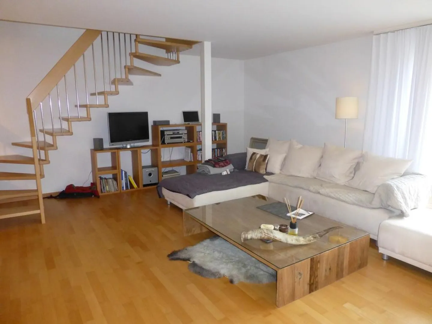 Appartement de jardin en duplex spacieux avec deux salles de bains - Photo 5 sur 12