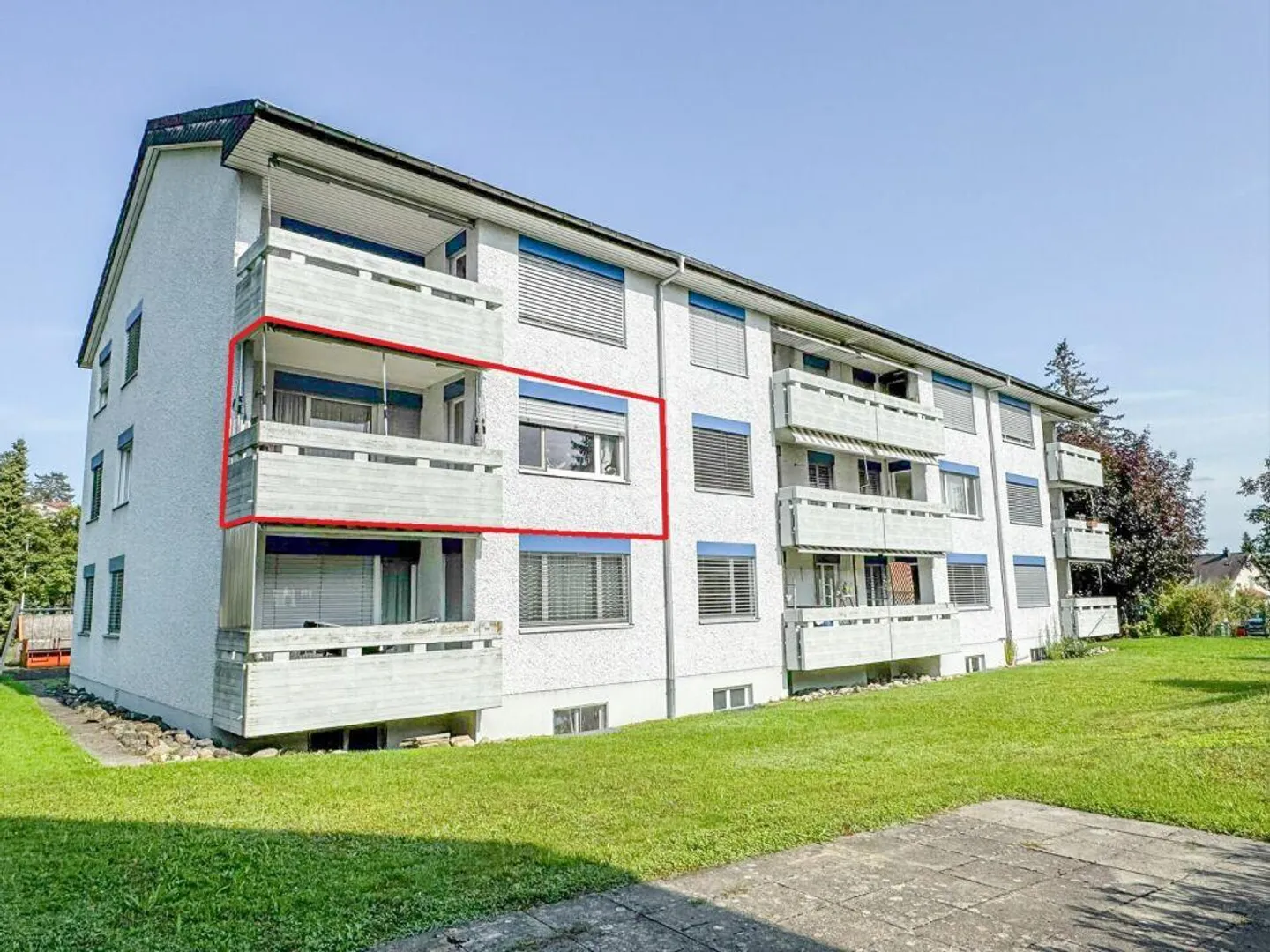 4.5-Zimmer-Wohnung 2. OG rechts - Foto 1 von 12