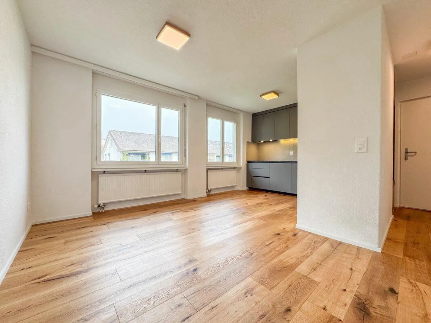 4.5-Zimmer-Wohnung 2. OG rechts - Foto 3 von 12