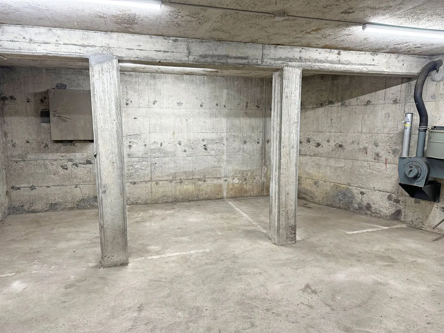 abschliessbarer Bastel-, Lager-/Kellerraum an zentraler Lage in Langnau - Photo 2 of 3