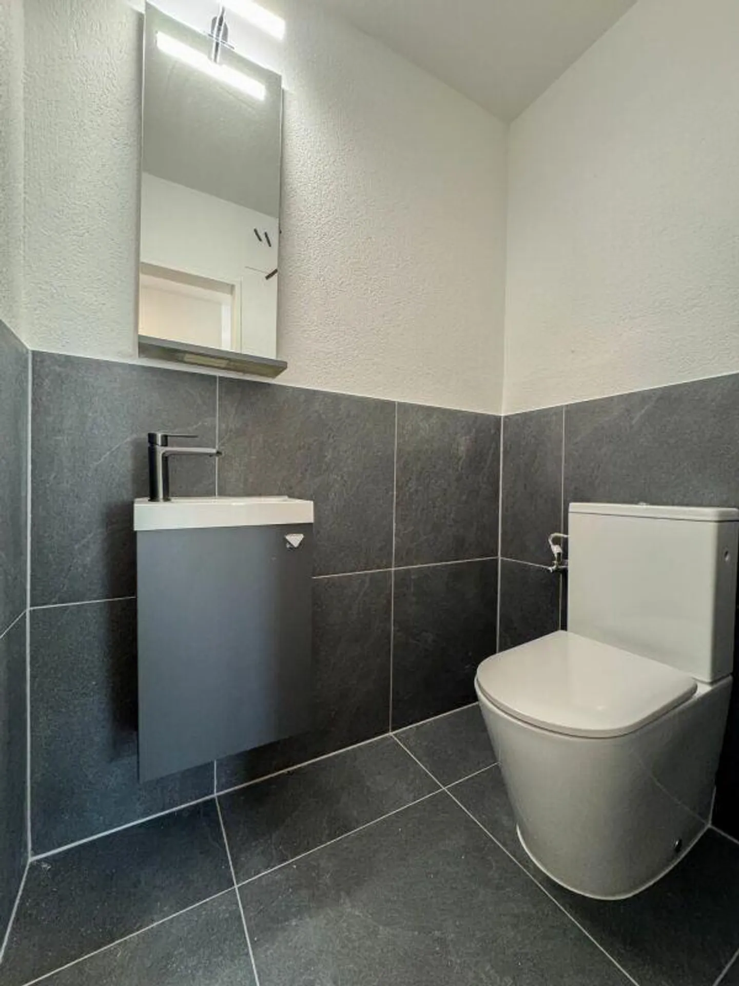 4.5-Zimmer-Wohnung 2. OG rechts - Foto 5 von 12