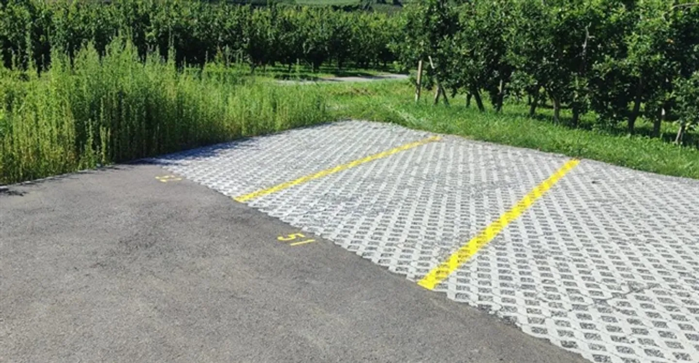 Workshop - Photo 5 of 13