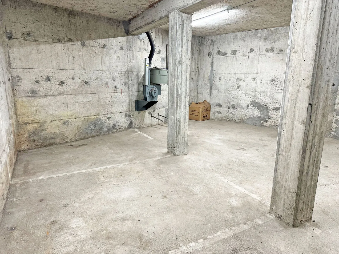 abschliessbarer Bastel-, Lager-/Kellerraum an zentraler Lage in Langnau - Photo 3 of 3