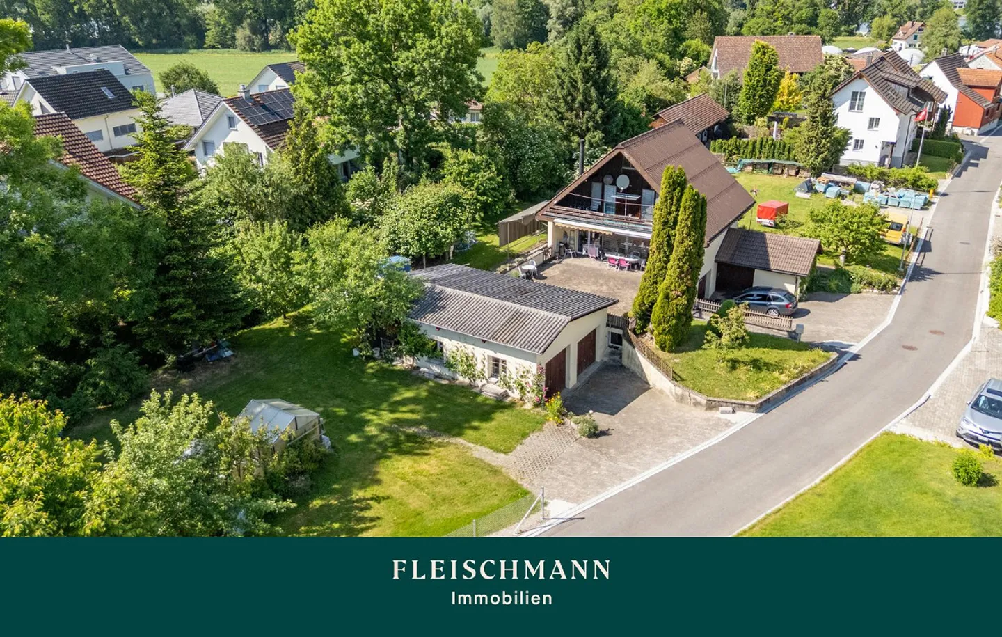 Charmantes Einfamilienhaus Am See - Foto 1 von 19