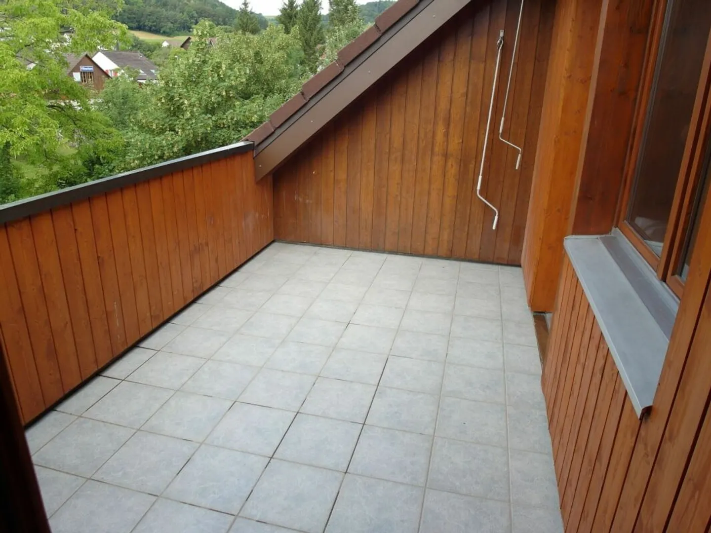 4.5-Room Attic Love with Fireplace & Panoramic View - Photo 11 of 14