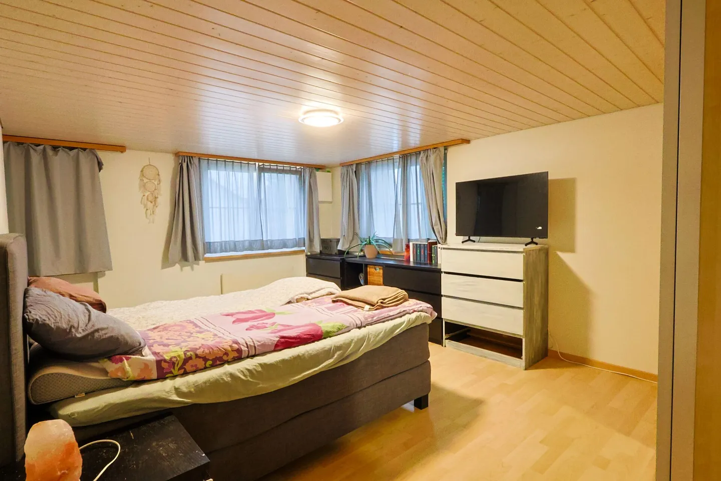 Mehrfamilienhaus mit 3 Wohnungen, Garage & 5 Parkplätzen in Steinach SG - Foto 10 von 18