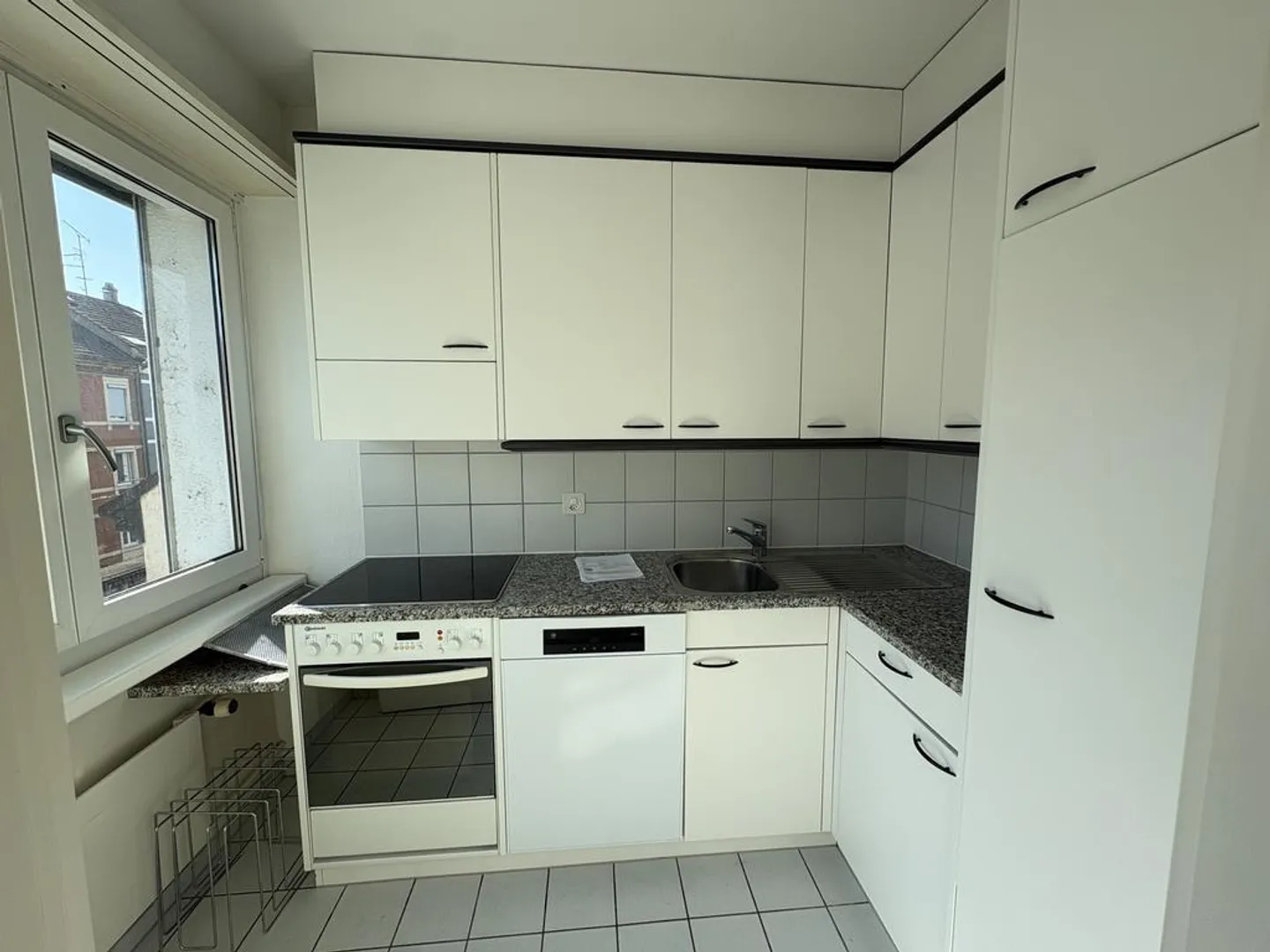 2.5-Room Maisonette Apartment for Rent in Kleinbasel - Photo 5 of 11