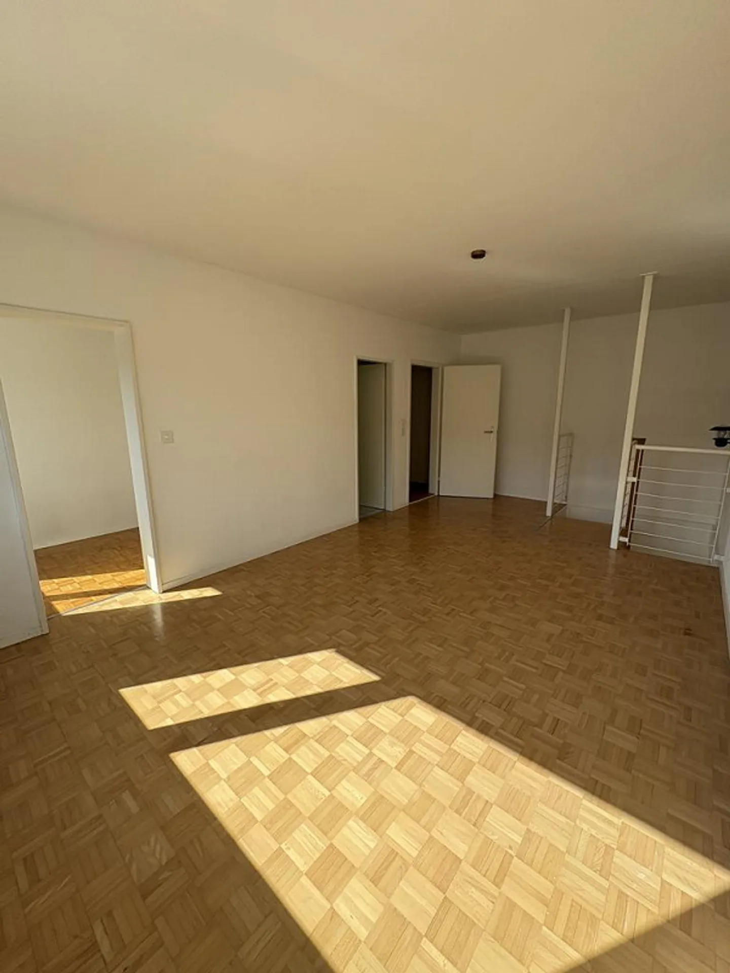 2.5-Room Maisonette Apartment for Rent in Kleinbasel - Photo 8 of 11