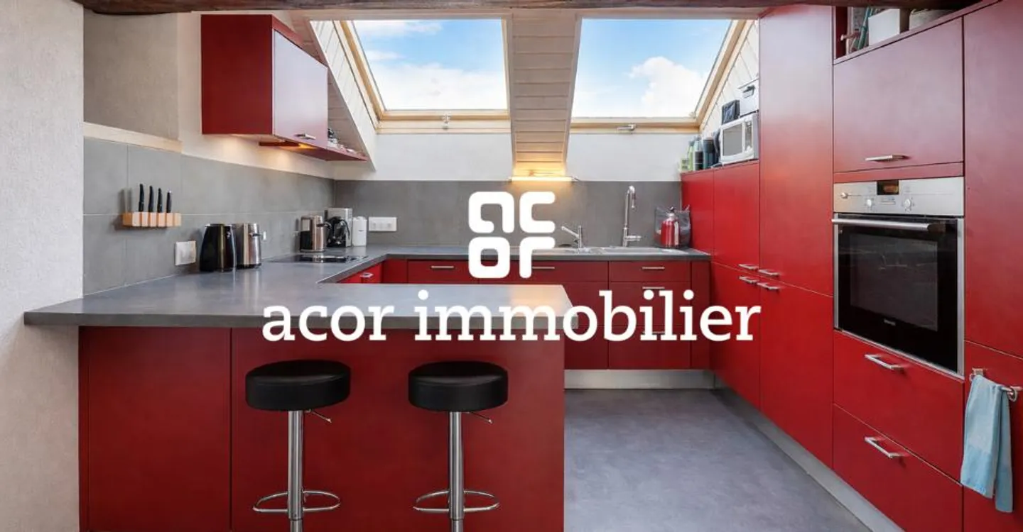 Immeuble de caractère avec jardin, piscine et revenu locatif - Photo 8 sur 12
