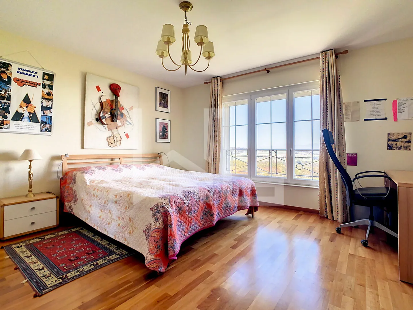 7 Schlafzimmer. Licht. Aussicht. - Foto 11 von 17