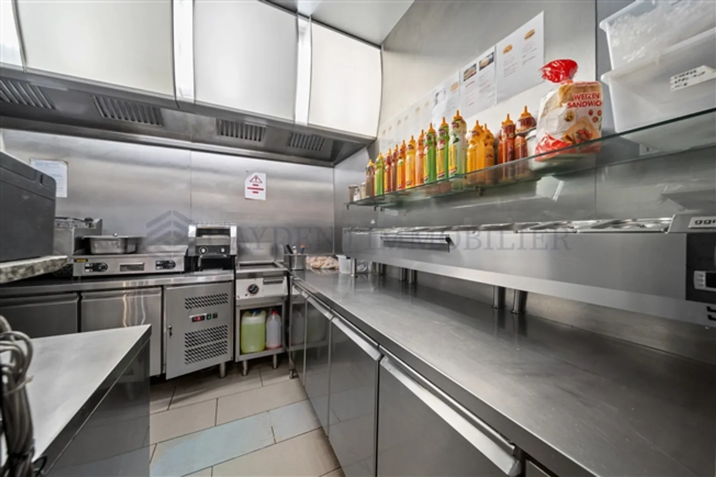 Snack Bar - Photo 5 of 10