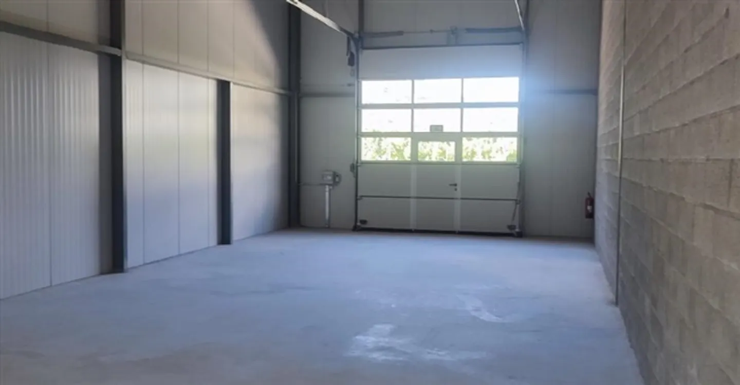 Workshop - Photo 13 of 13