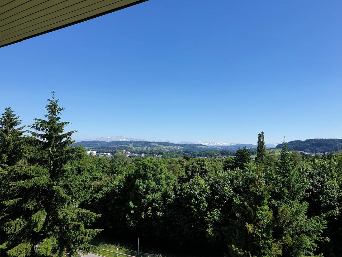 Geräumige Wohnung mit Aussicht - Foto 5 von 8