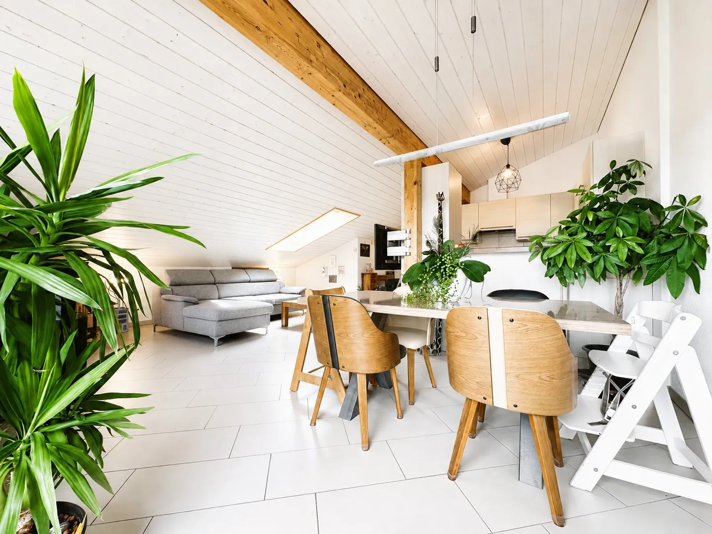 Spacious Apartment near Lake Joux - Photo 7 of 10