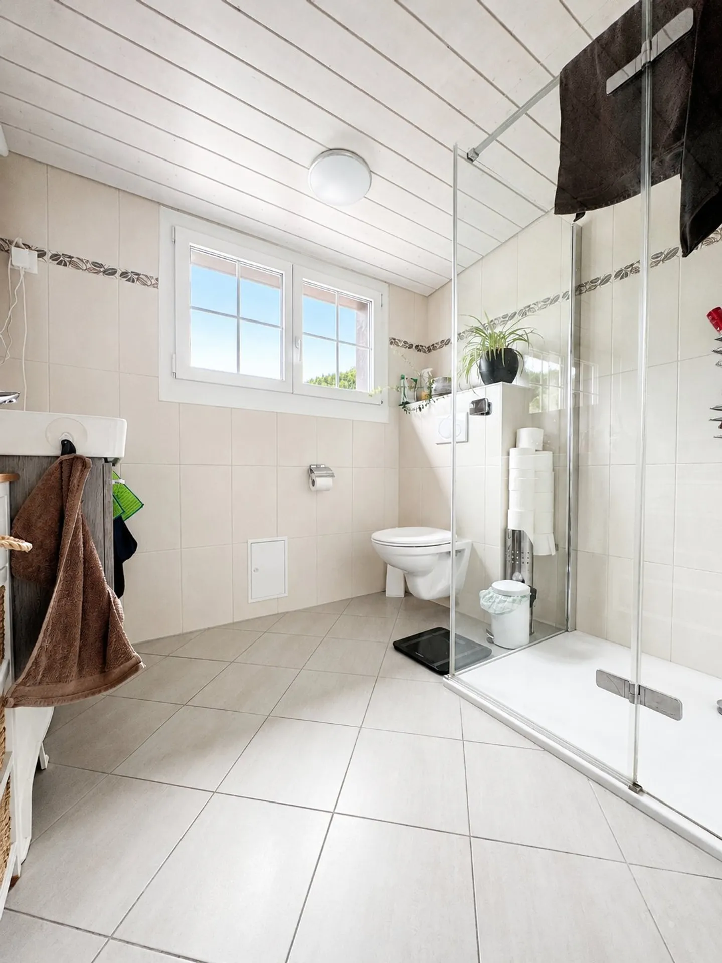 Spacious Apartment near Lake Joux - Photo 8 of 10