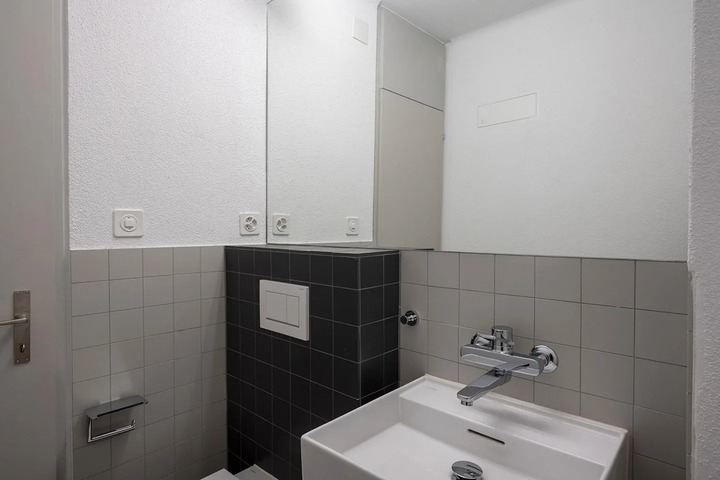 Exklusive 3.5-Zimmer-Attikawohnung mit über 200m² Dachterrasse - Foto 14 von 18