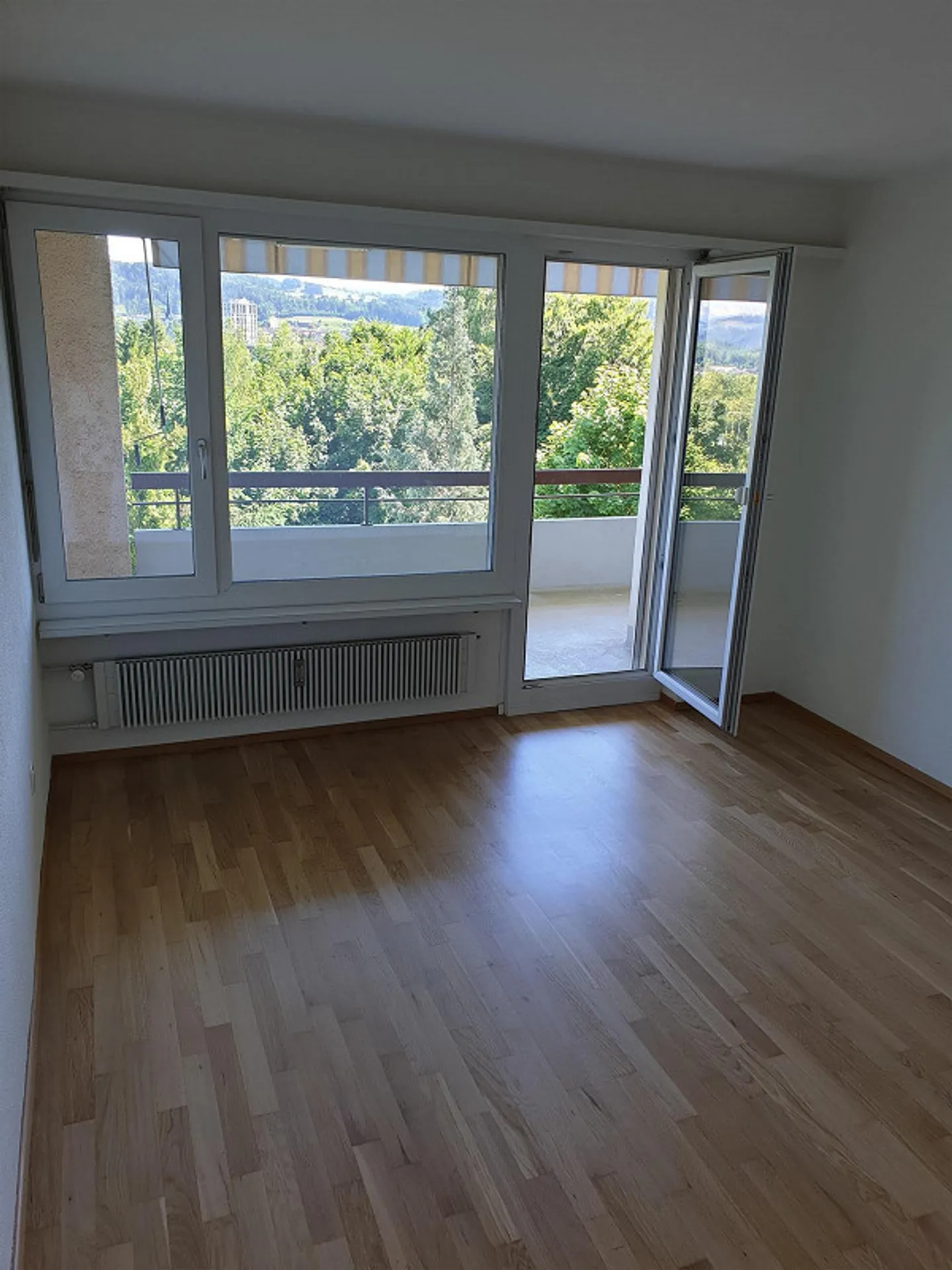 Geräumige Wohnung mit Aussicht - Foto 7 von 8
