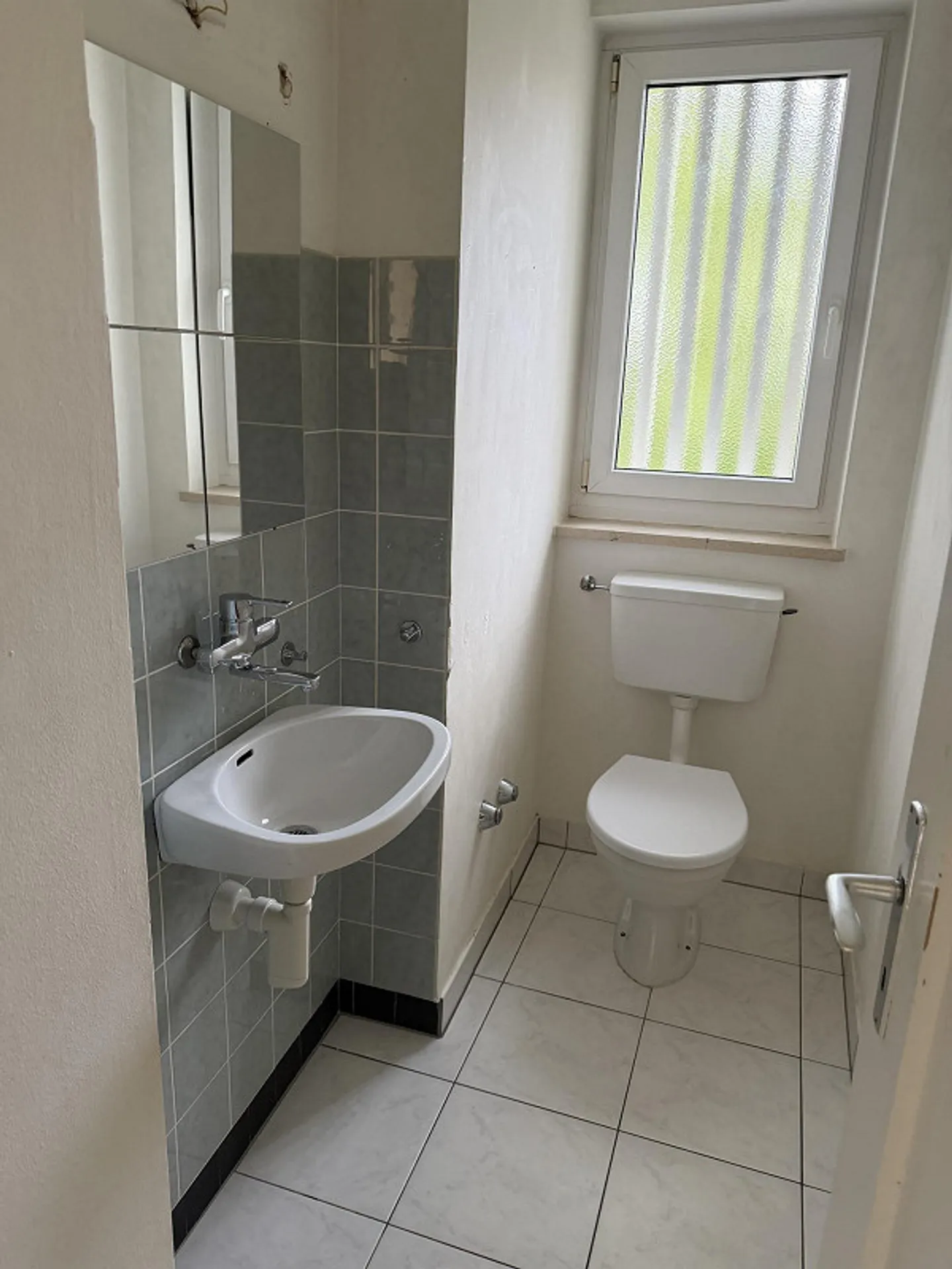 Appartement attrayant de 4 pièces à Binningen - Photo 5 sur 6