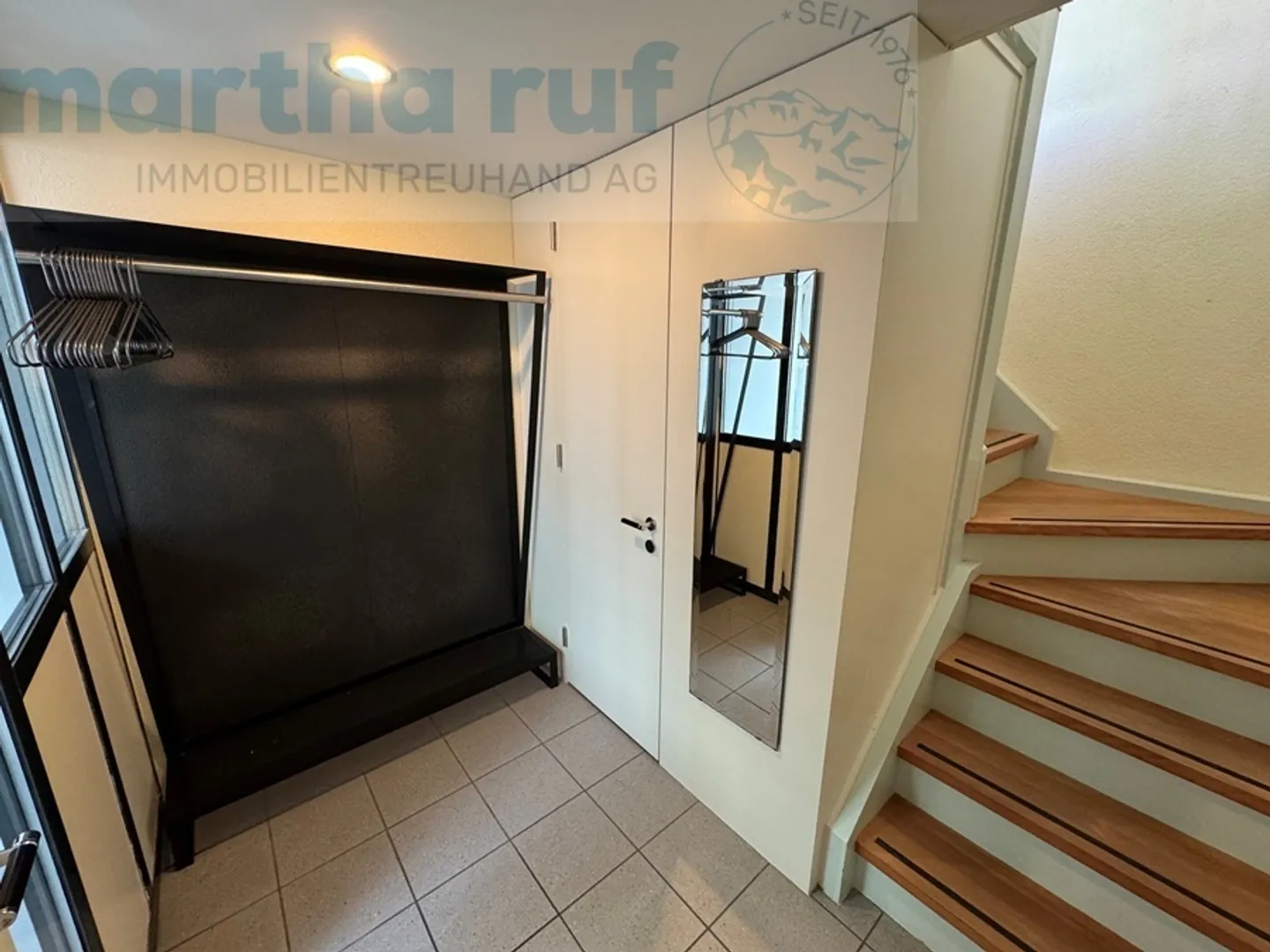 3.5-room apartment with gallery & roof terrace in the heart of the old town (no Airbnb) - Photo 12 of 12