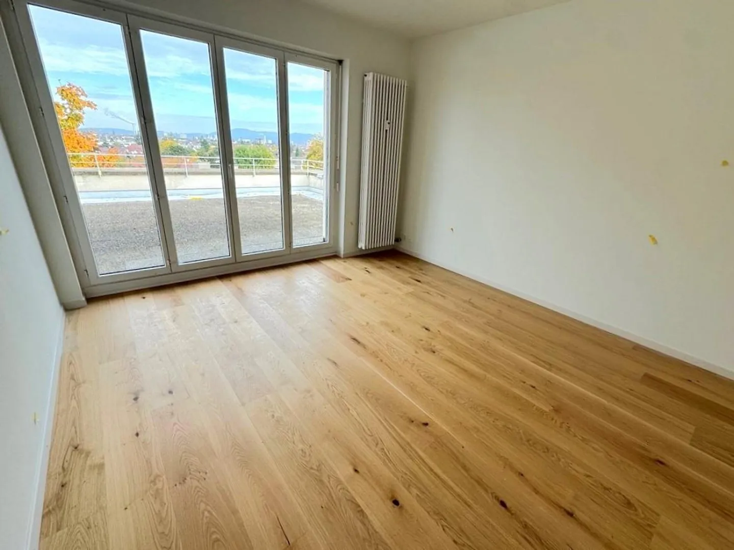 Appartement en attique de 4 pièces dans un emplacement intéressant - Photo 12 sur 13