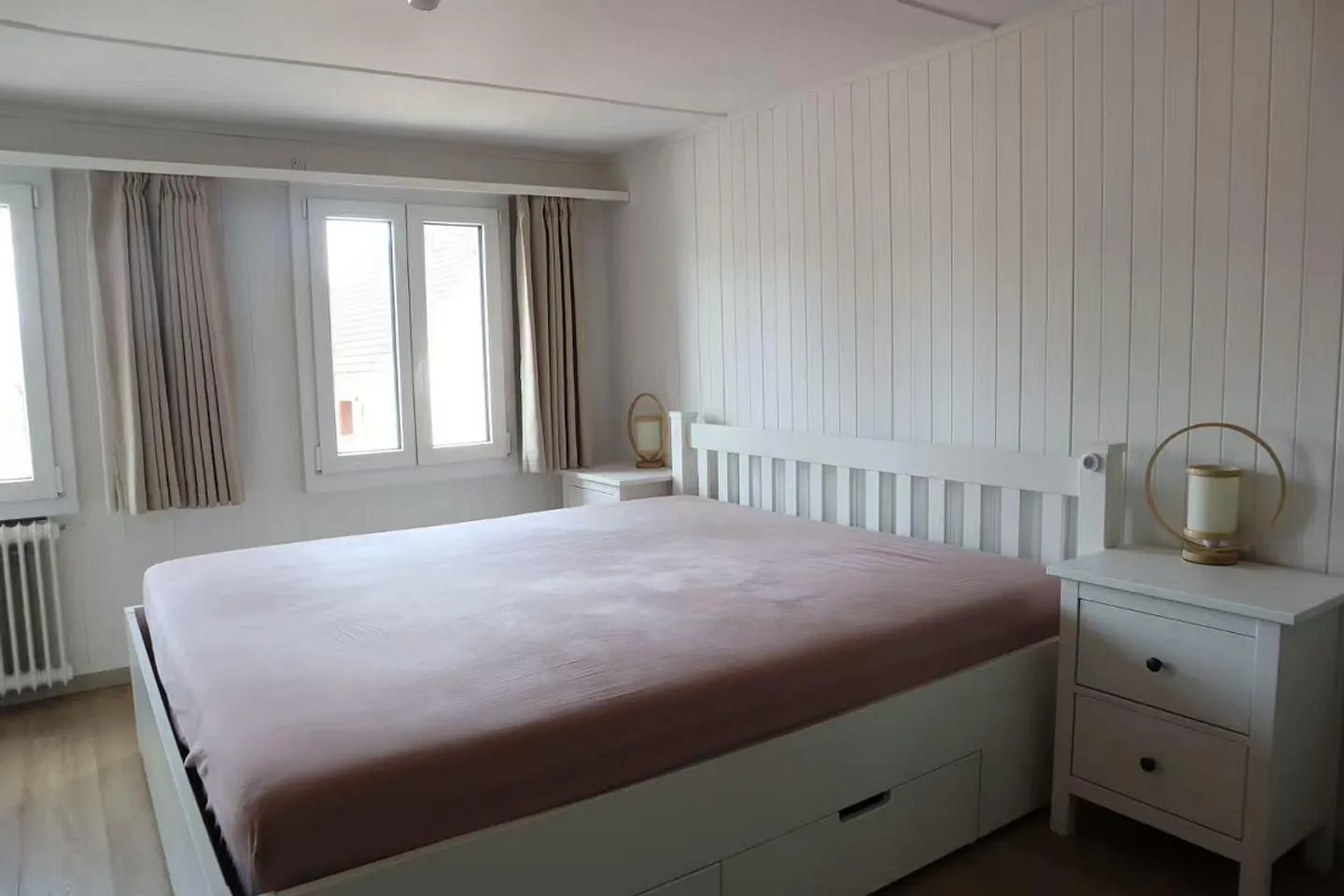 Freshly renovated, furnished 4½-room apartment including parking space - Photo 10 of 15