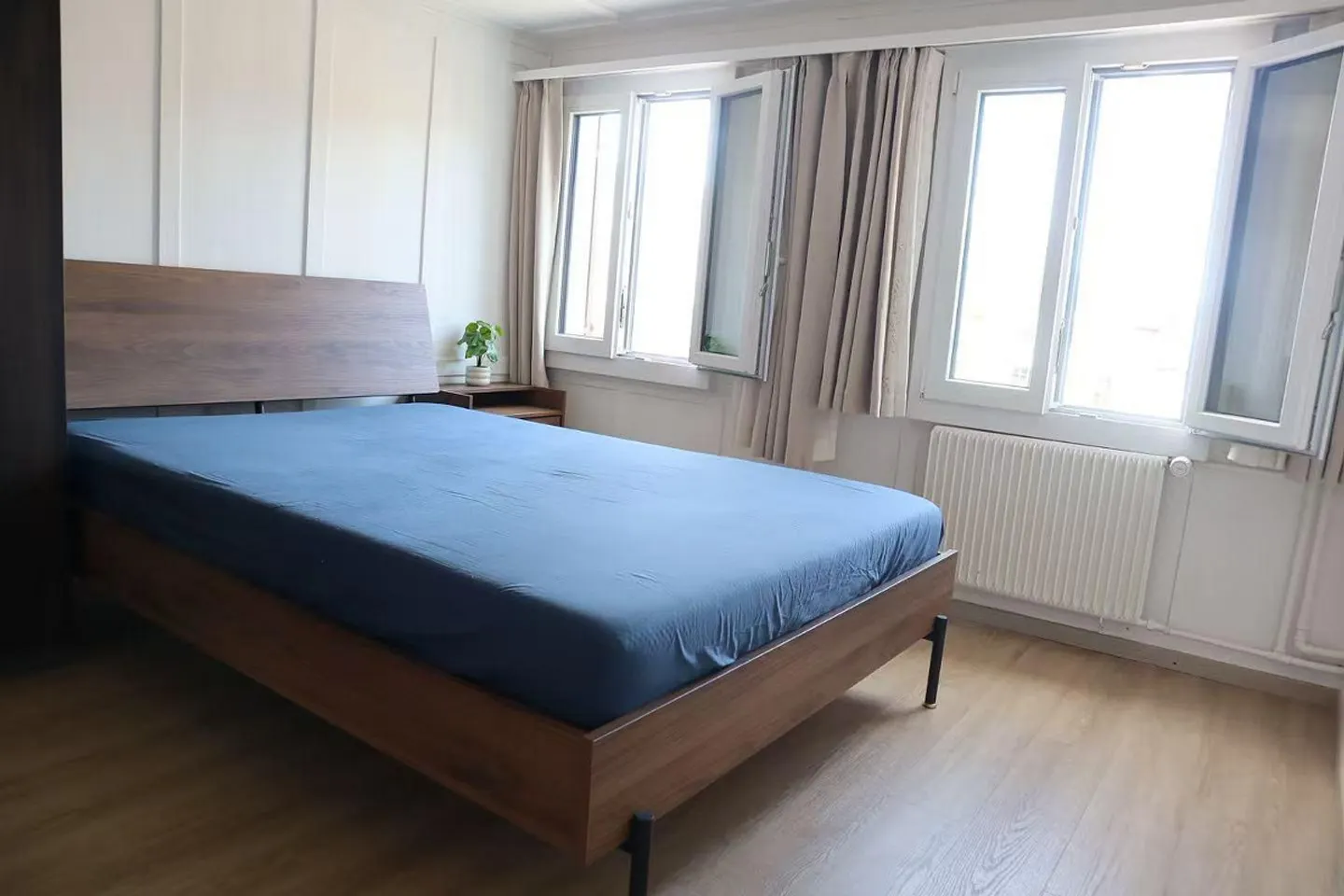 Freshly renovated, furnished 4½-room apartment including parking space - Photo 7 of 15