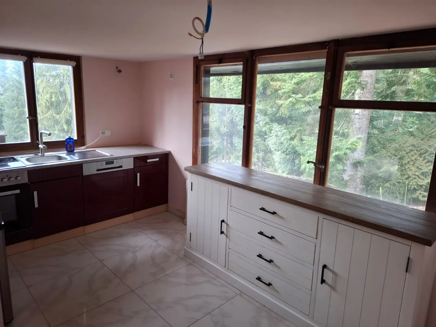 Bellissimo chalet ai margini della foresta a Paccots! - Foto 7 di 14