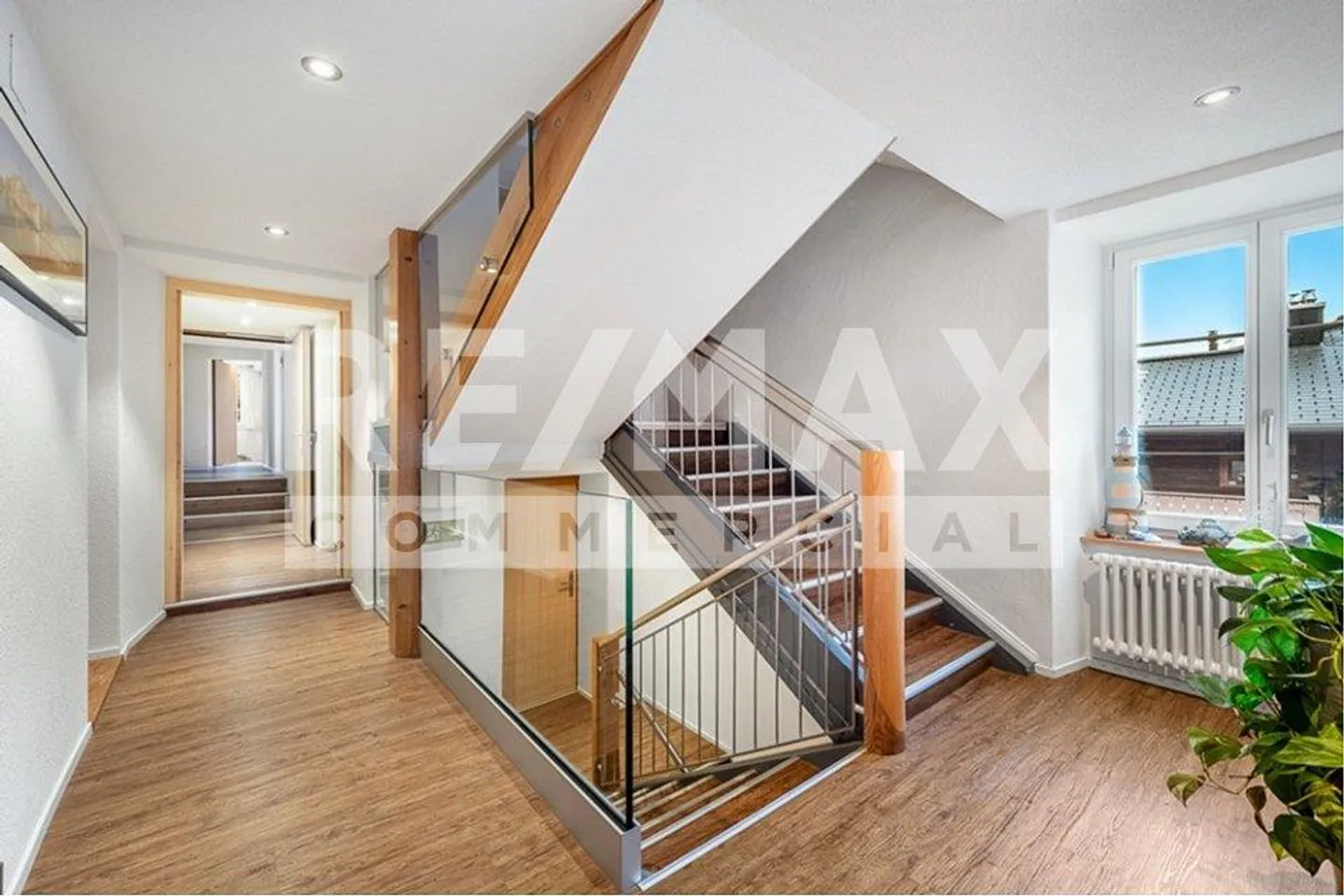 Popular Gastro/Hotel Business in Elm - Photo 4 of 13