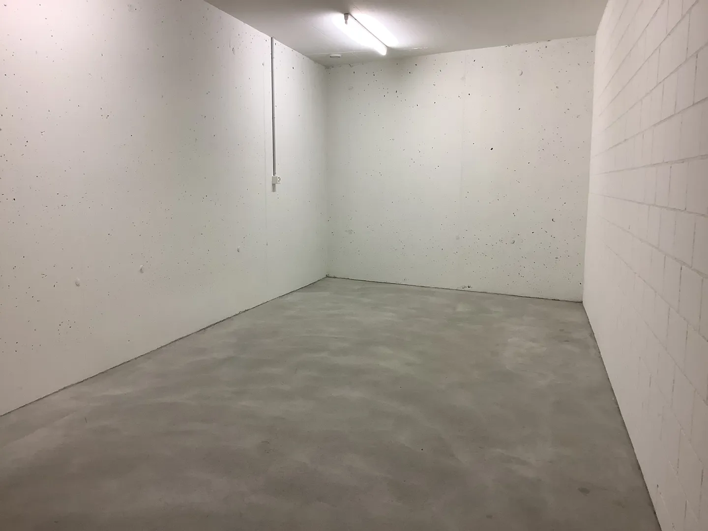Chambres de stockage à louer - Photo 2 sur 2