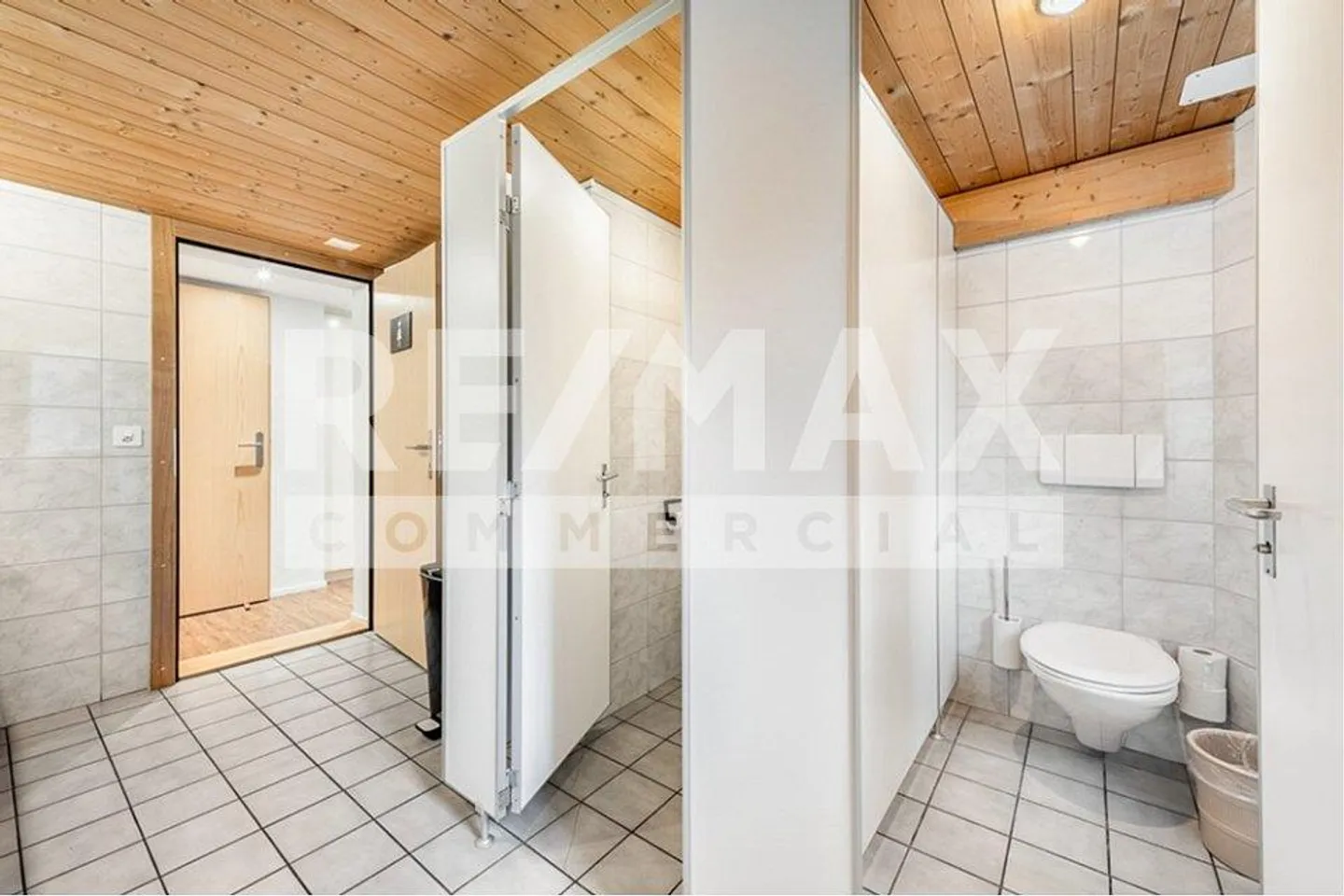 Popular Gastro/Hotel Business in Elm - Photo 12 of 13