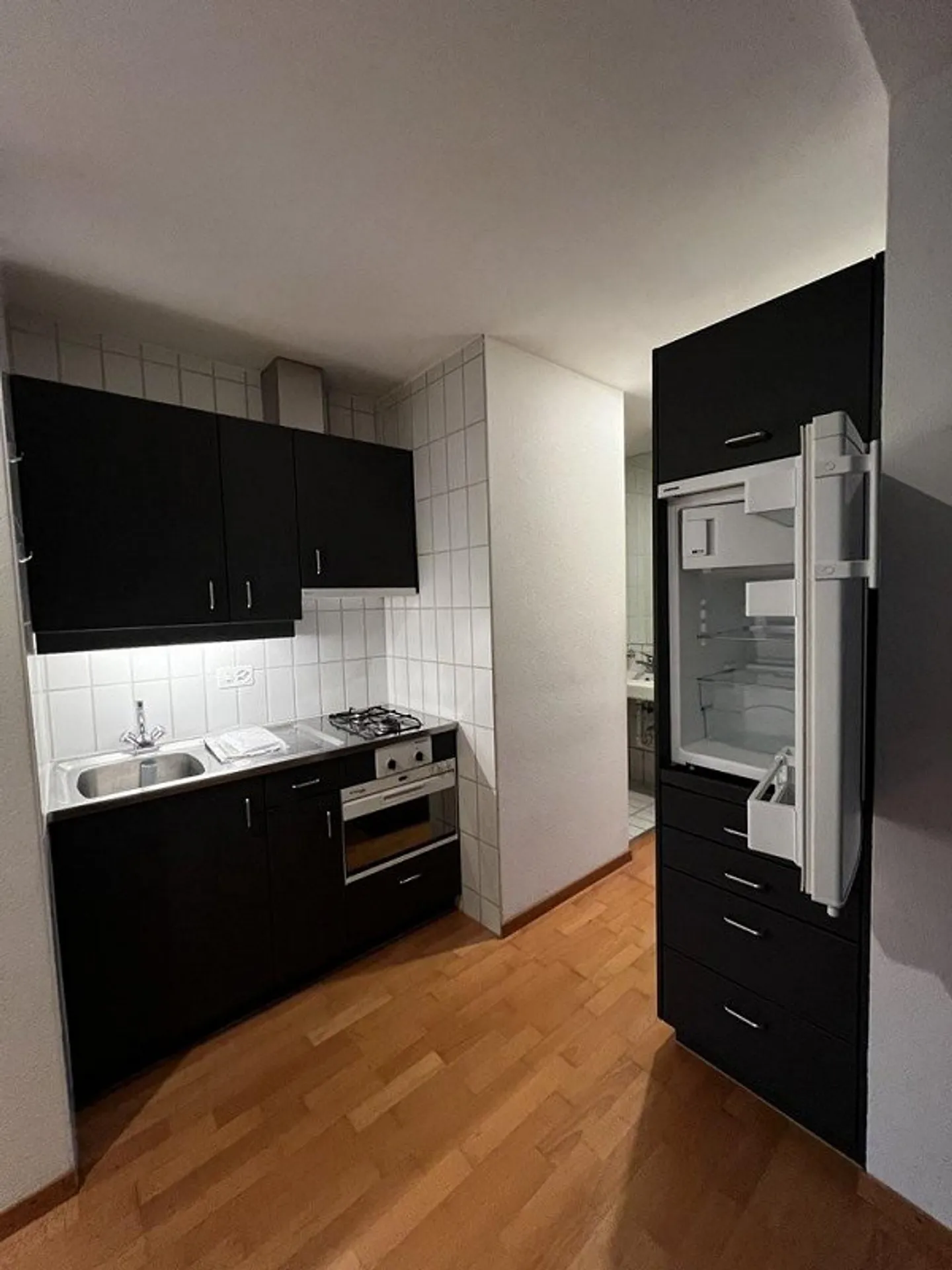 Moderne Single-Wohnung an zentraler Lage! - Foto 2 von 8