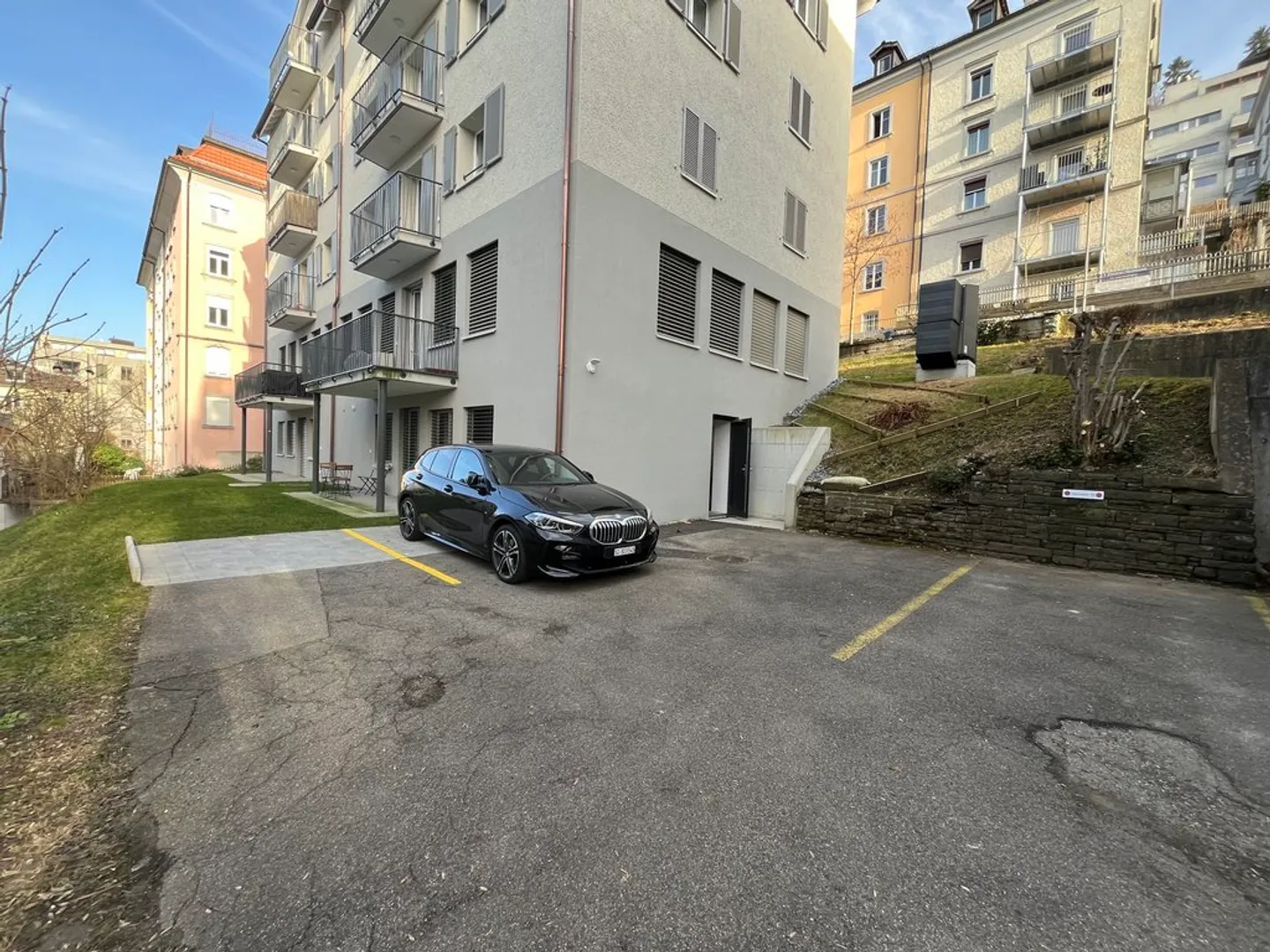 Posto auto all'aperto a St. Gallen - Foto 2 di 3