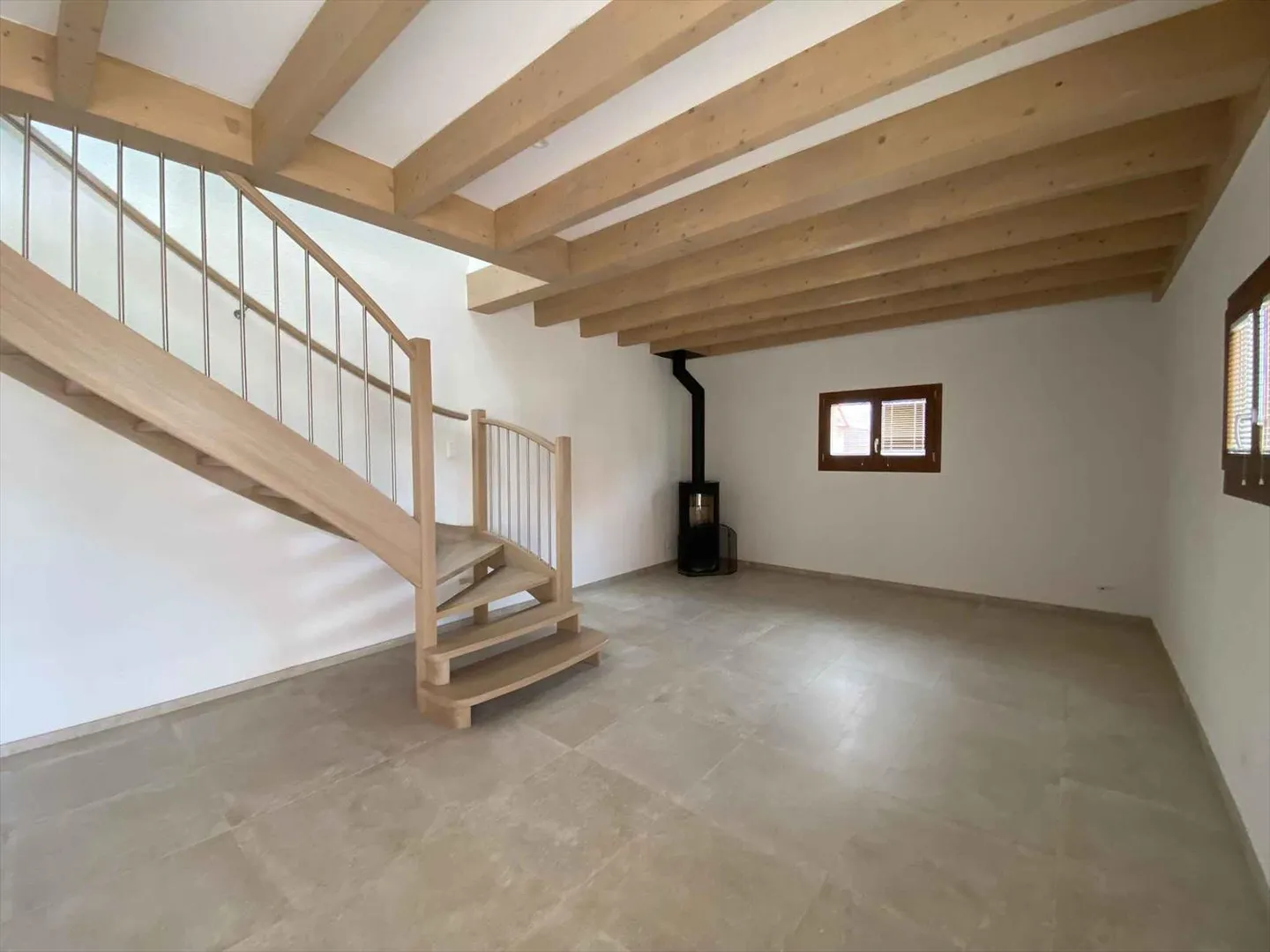 Maison 5 pièces - Photo 3 sur 10