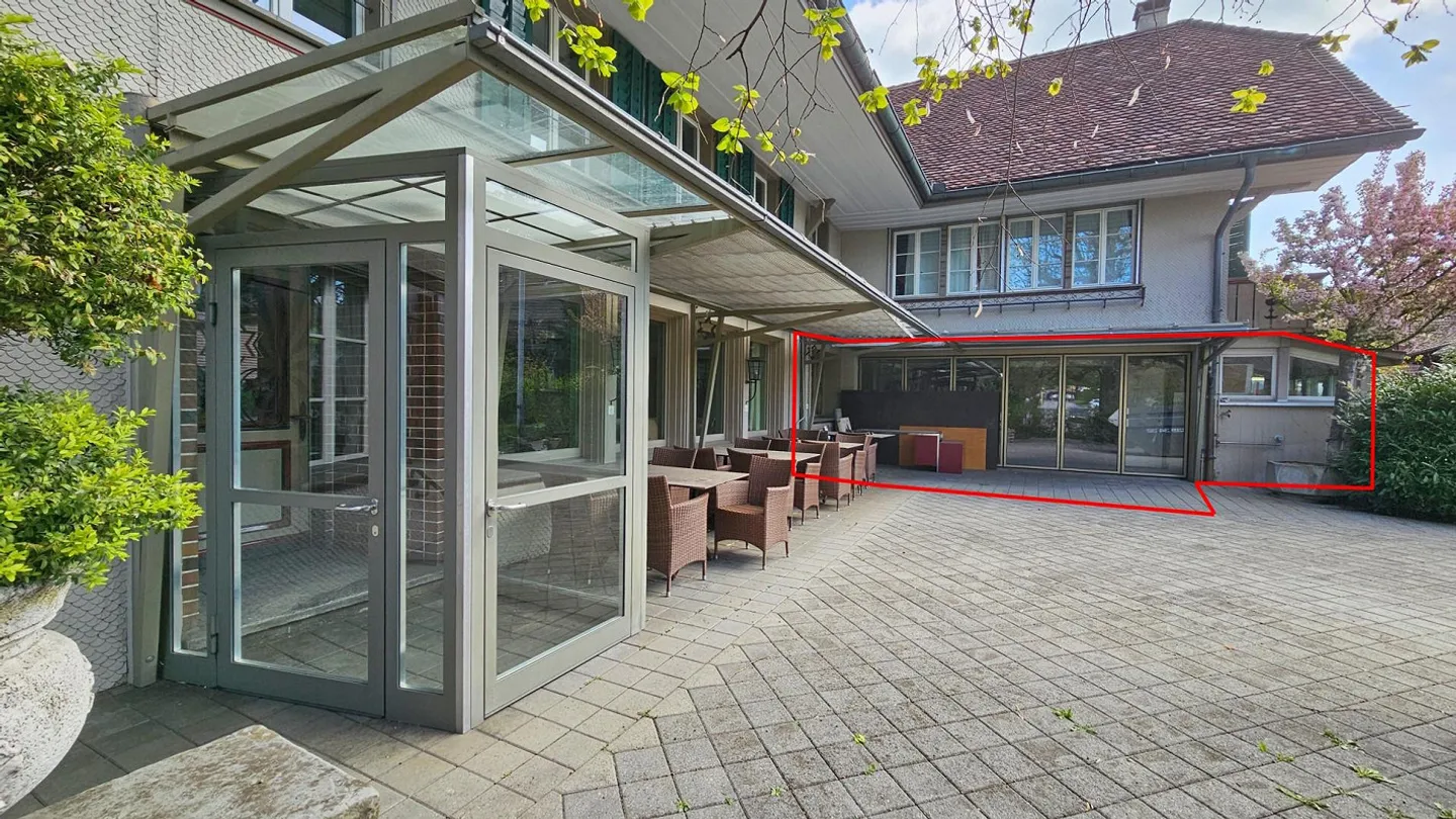 Locali commerciali in una posizione centrale - Foto 5 di 12