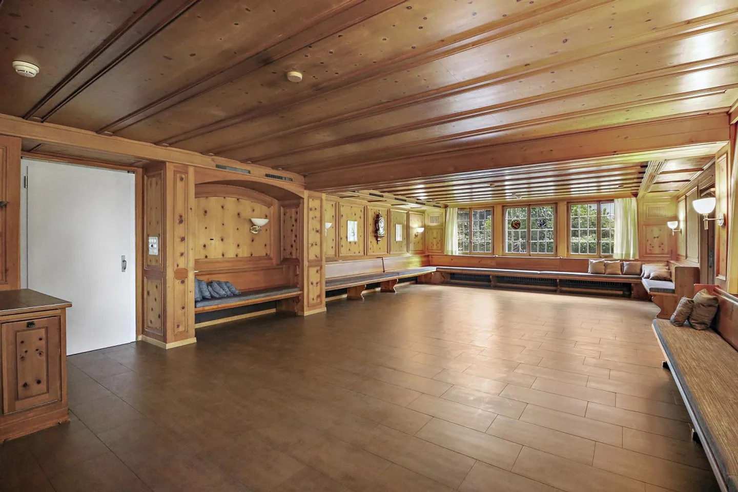 Locali commerciali in una posizione centrale - Foto 6 di 12