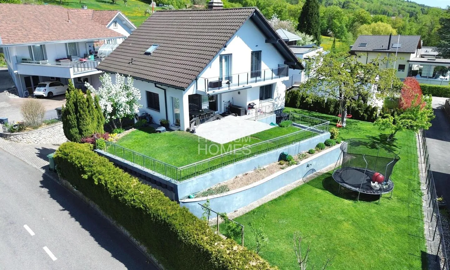 Votre nouveau chez-vous : calme, soleil et beaucoup d'espace pour vivre - Photo 2 sur 13