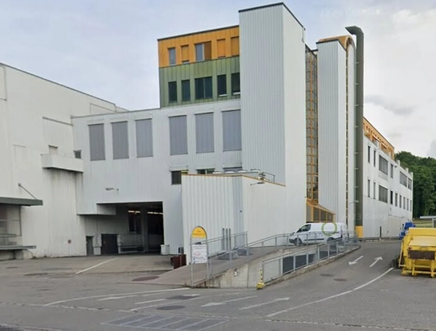 Votre place de parking au cœur de Kloten - Photo 1 sur 1