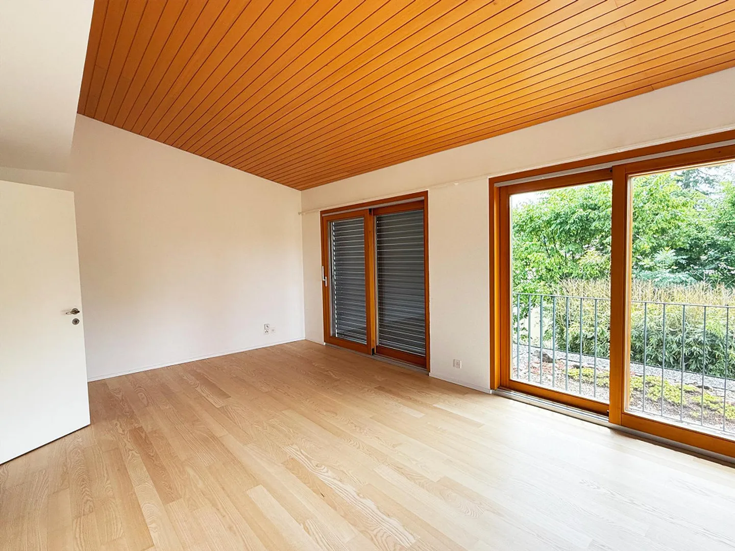 Quietly located single-family house with garden in Arlesheim - Photo 6 of 10