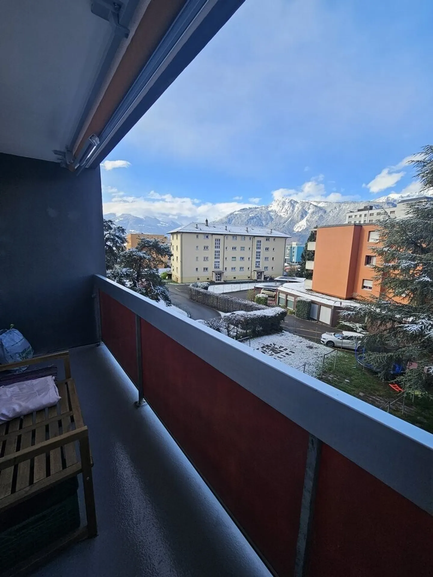 Appartement rénové au rez-de-chaussée - Photo 5 sur 5