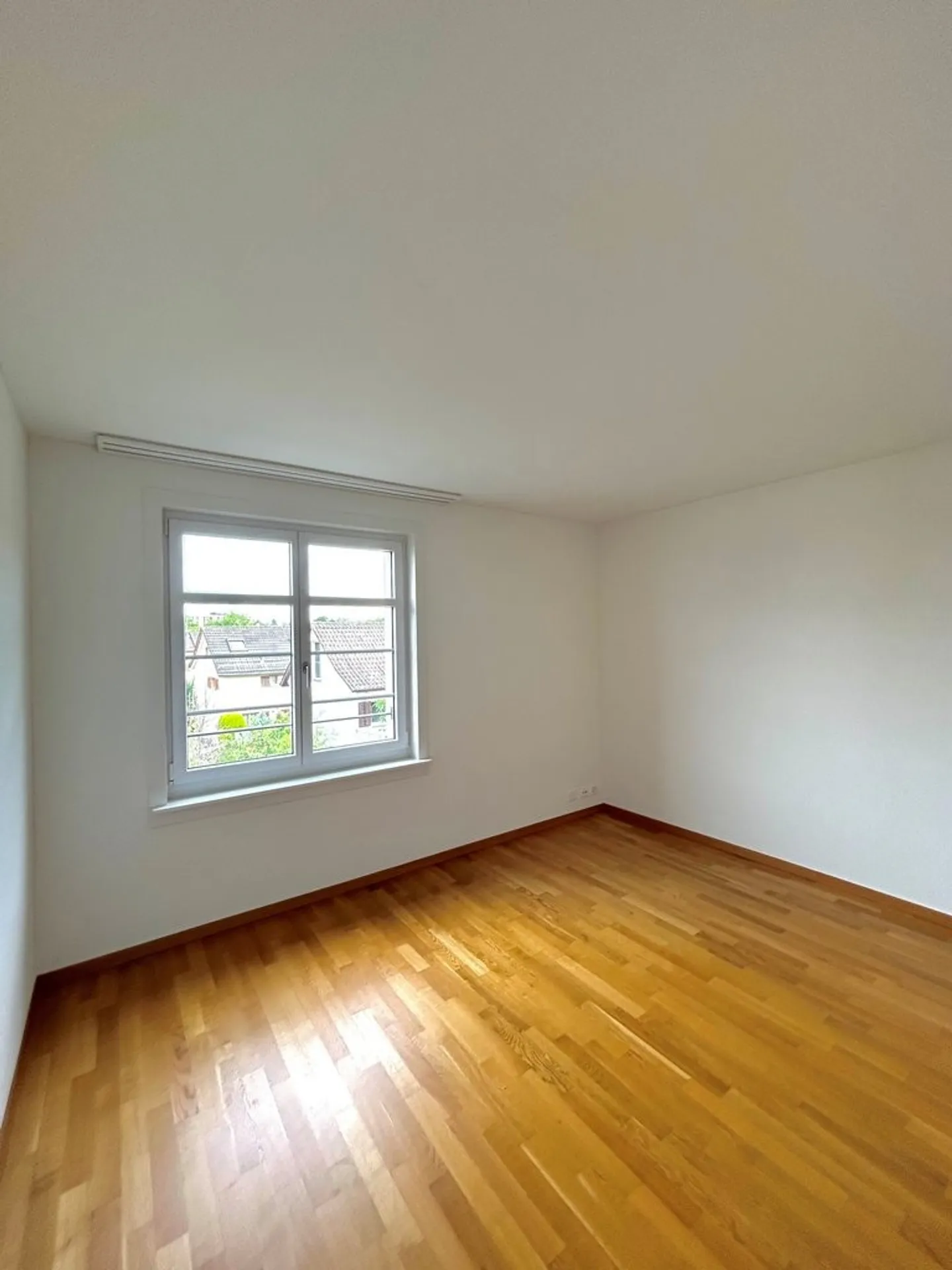 Moderne Wohnung im Dennlerhof, 8048 Zürich - Foto 4 von 5