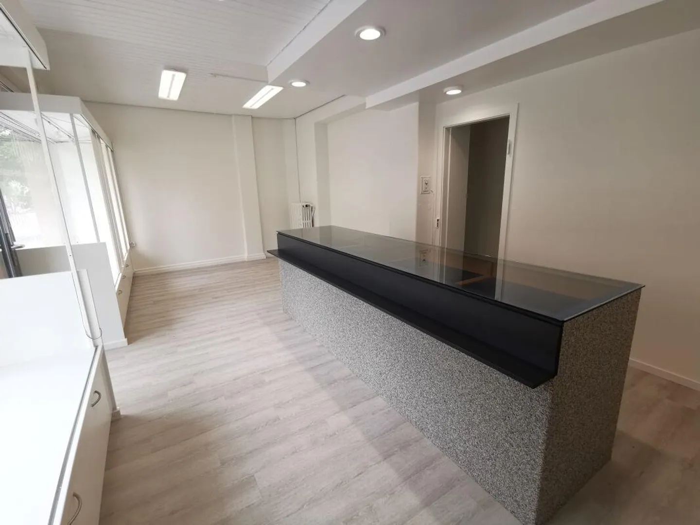 Charmanter Laden in Neuhausen - Foto 2 von 11