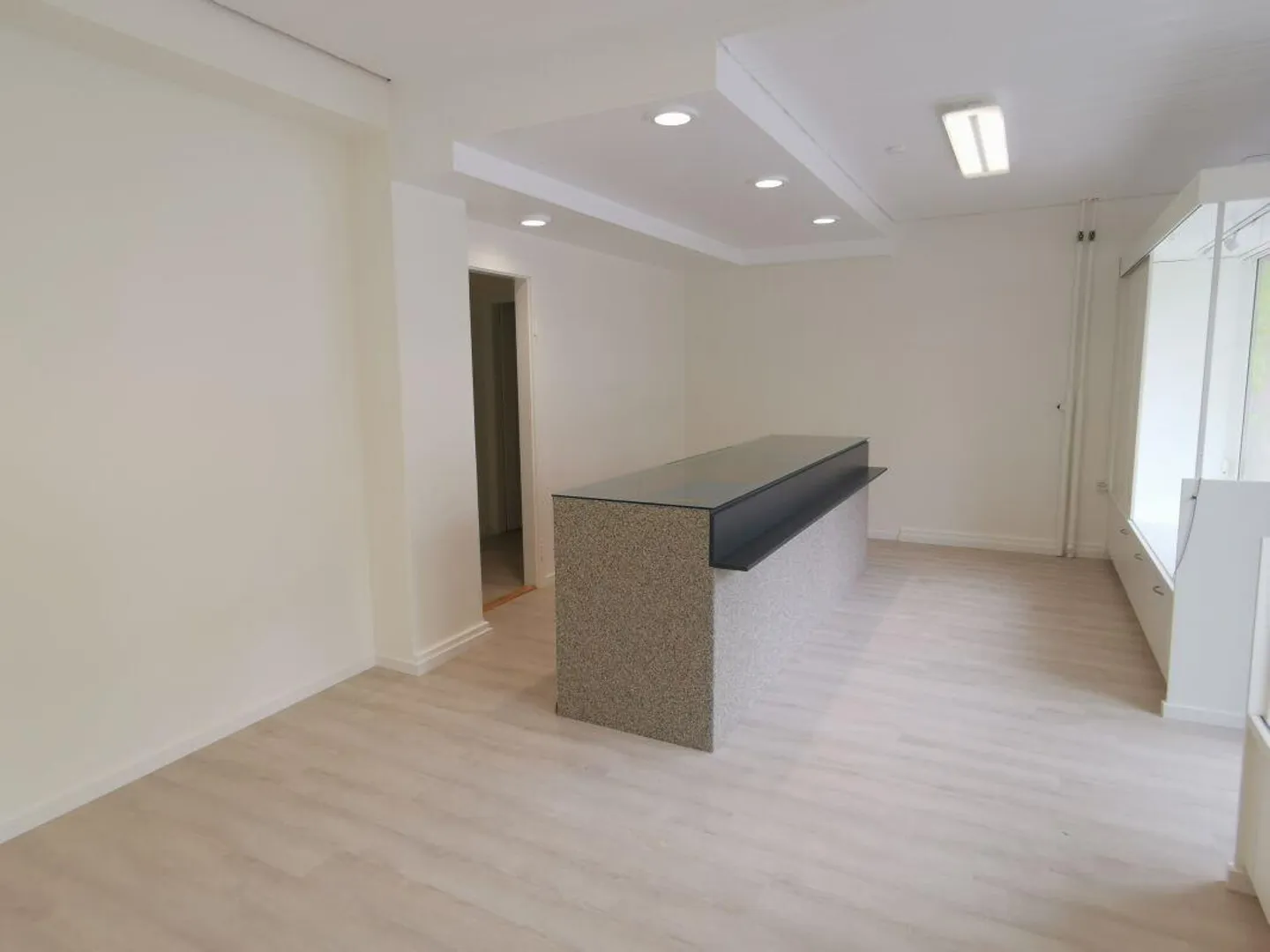 Charmanter Laden in Neuhausen - Foto 3 von 11