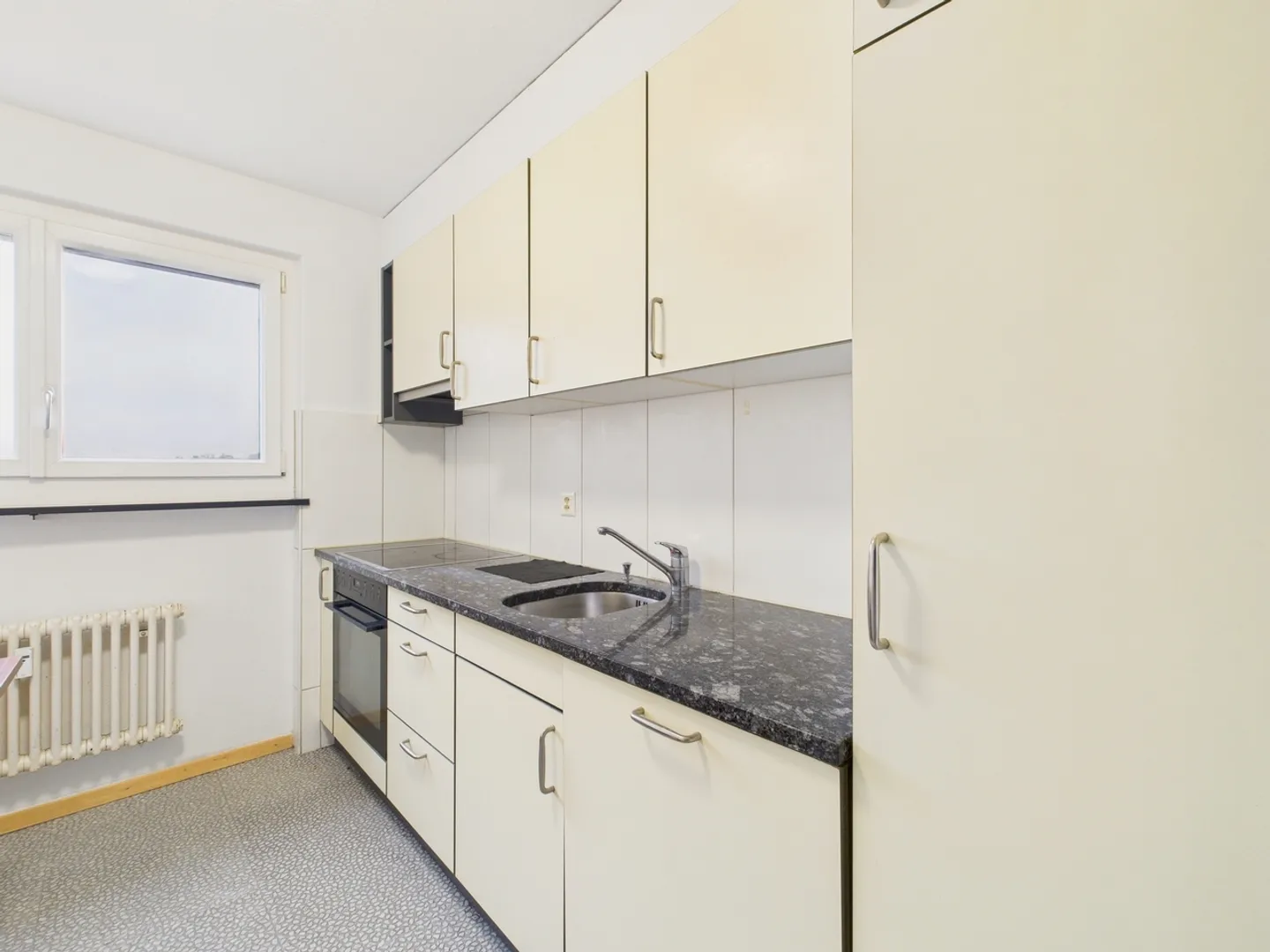 Appartement lumineux et abordable de 3 pièces à Wynau - Photo 2 sur 8