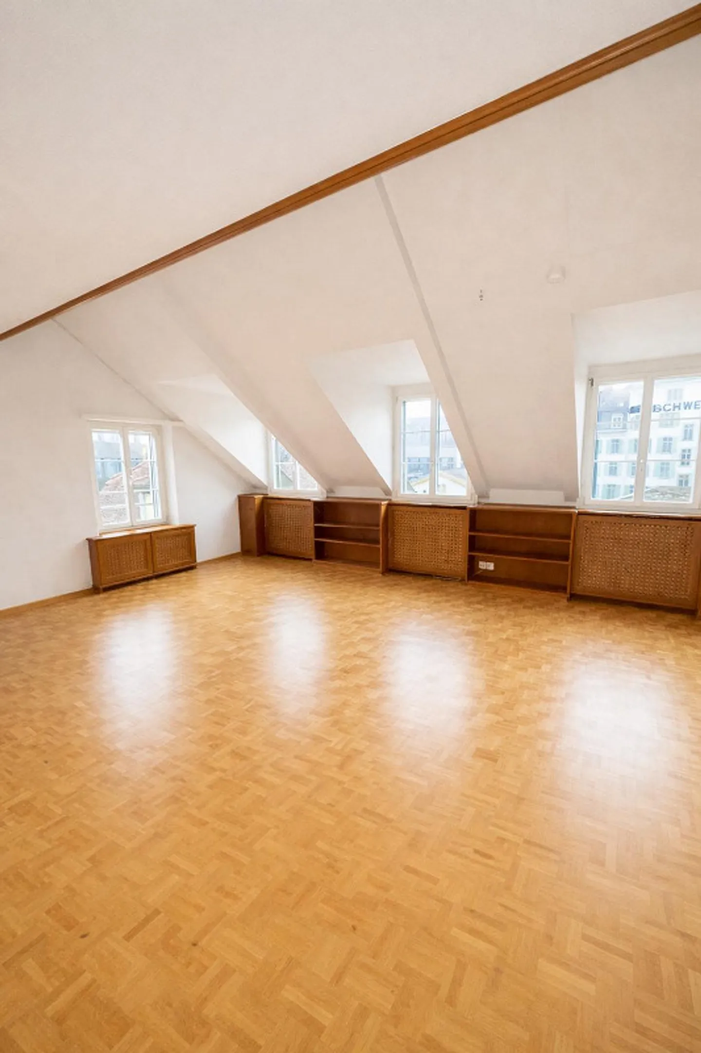 Attique 3.5 pièces - Photo 3 sur 9